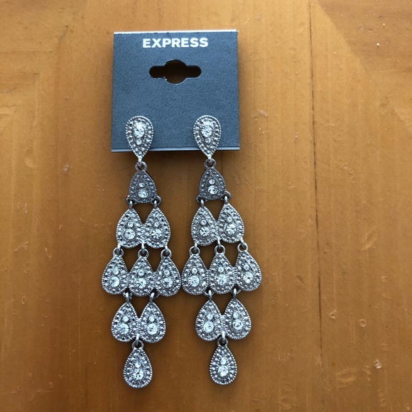 Express silver earrings - Picture 3 of 4